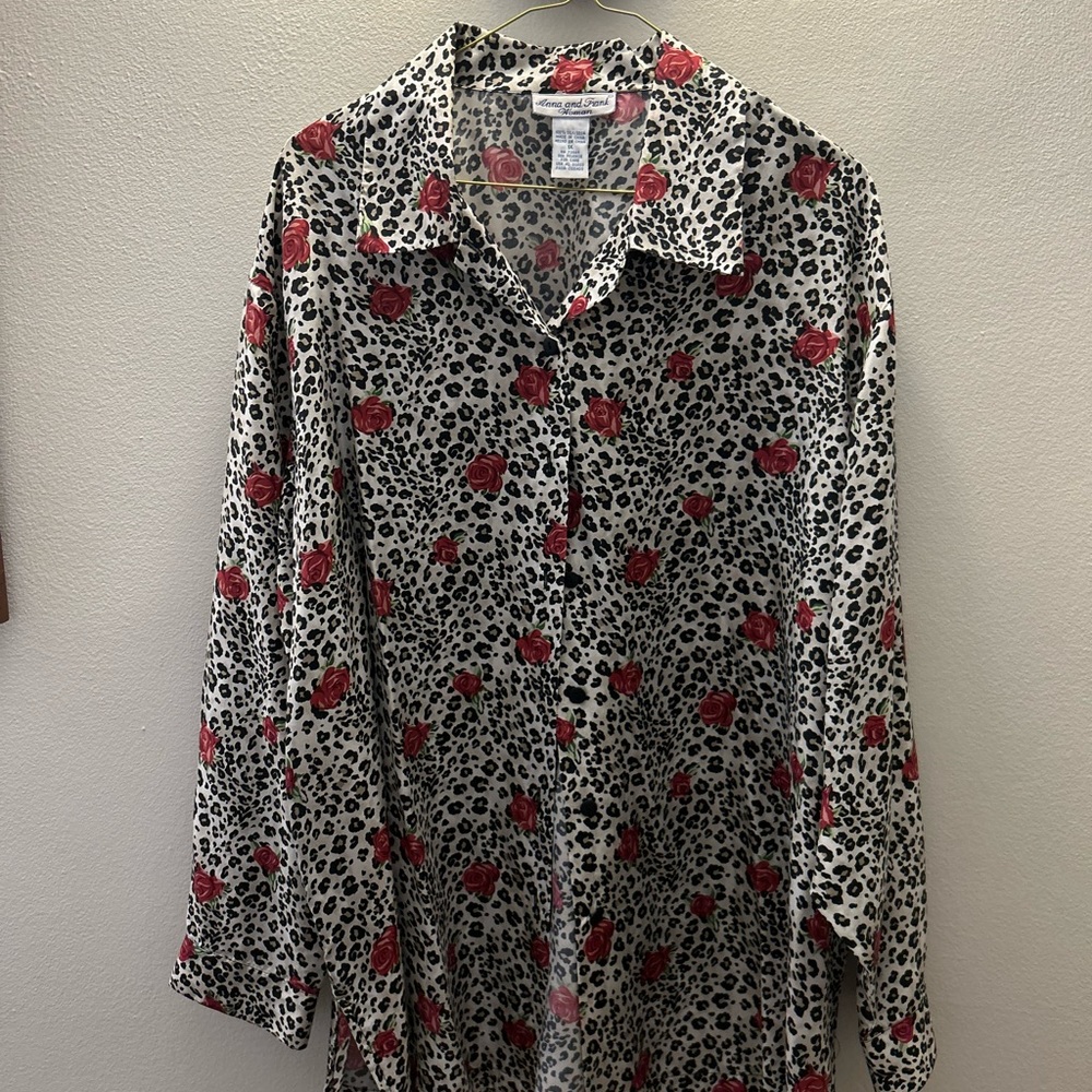 Long sleeve floral button down shirt circa 2000's